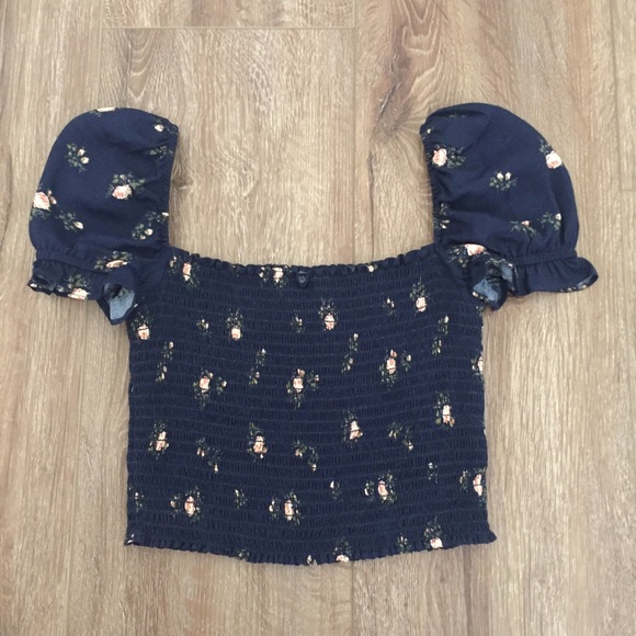 Reformation Tops - Reformation Crop Top